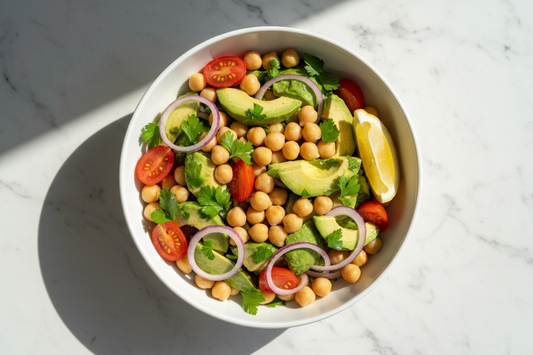 Avokado Nohutlu Salata