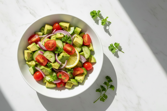 Klasik Avokado Salatası